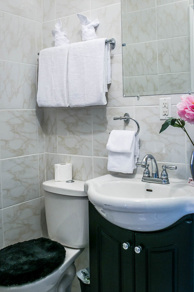 Le 227 Laurier B&B Гатино Екстериор снимка