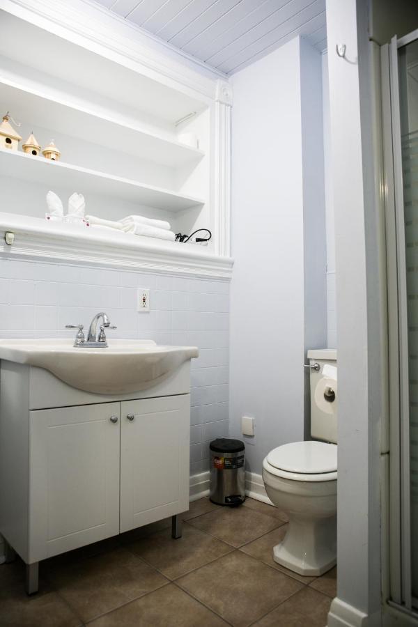 Le 227 Laurier B&B Гатино Екстериор снимка