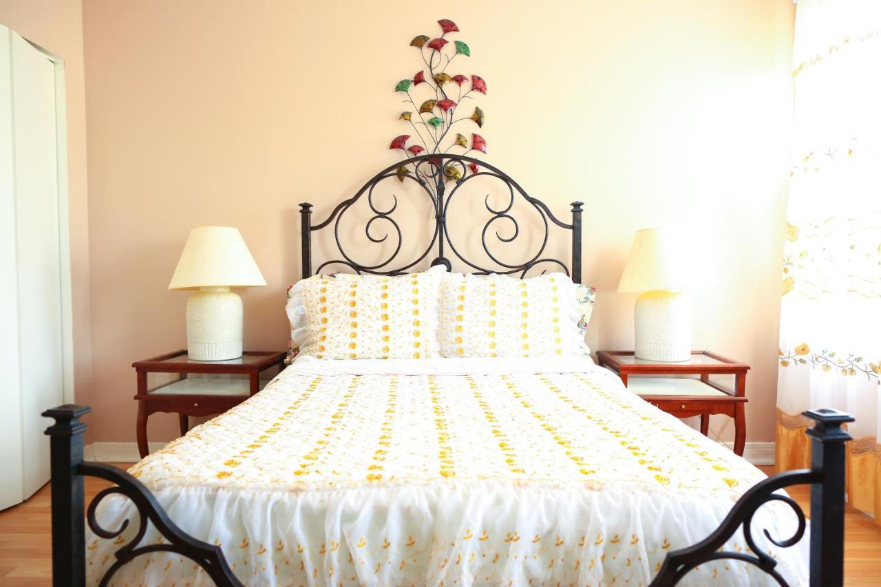 Le 227 Laurier B&B Гатино Екстериор снимка